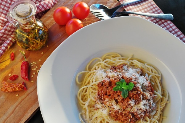 Teleći spaghetti Bolognese